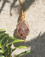 Load image into Gallery viewer, irregular shape super seven pendant