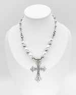 Load image into Gallery viewer, Cross Pendant Pearl Necklace