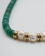 Load image into Gallery viewer, Green Chalcedony Pearl Necklace