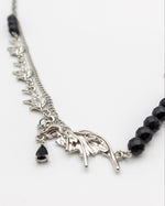 Load image into Gallery viewer, Wings Beaded Necklace